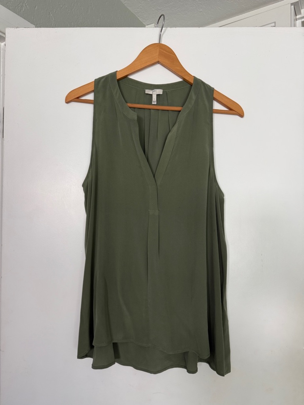 Joie Green Silk V-Neck Tank Top